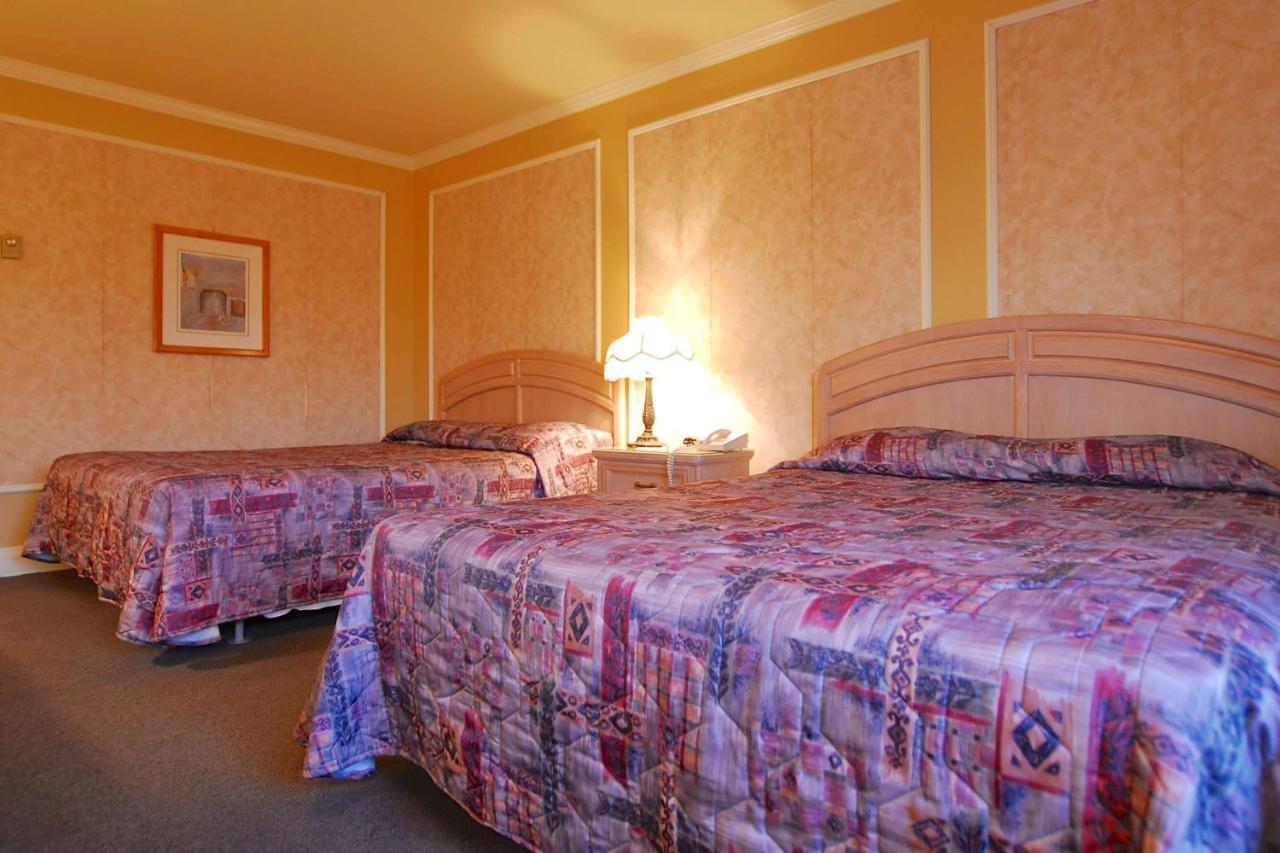 Hotel Travelodge By Wyndham Victoriaville Dış mekan fotoğraf